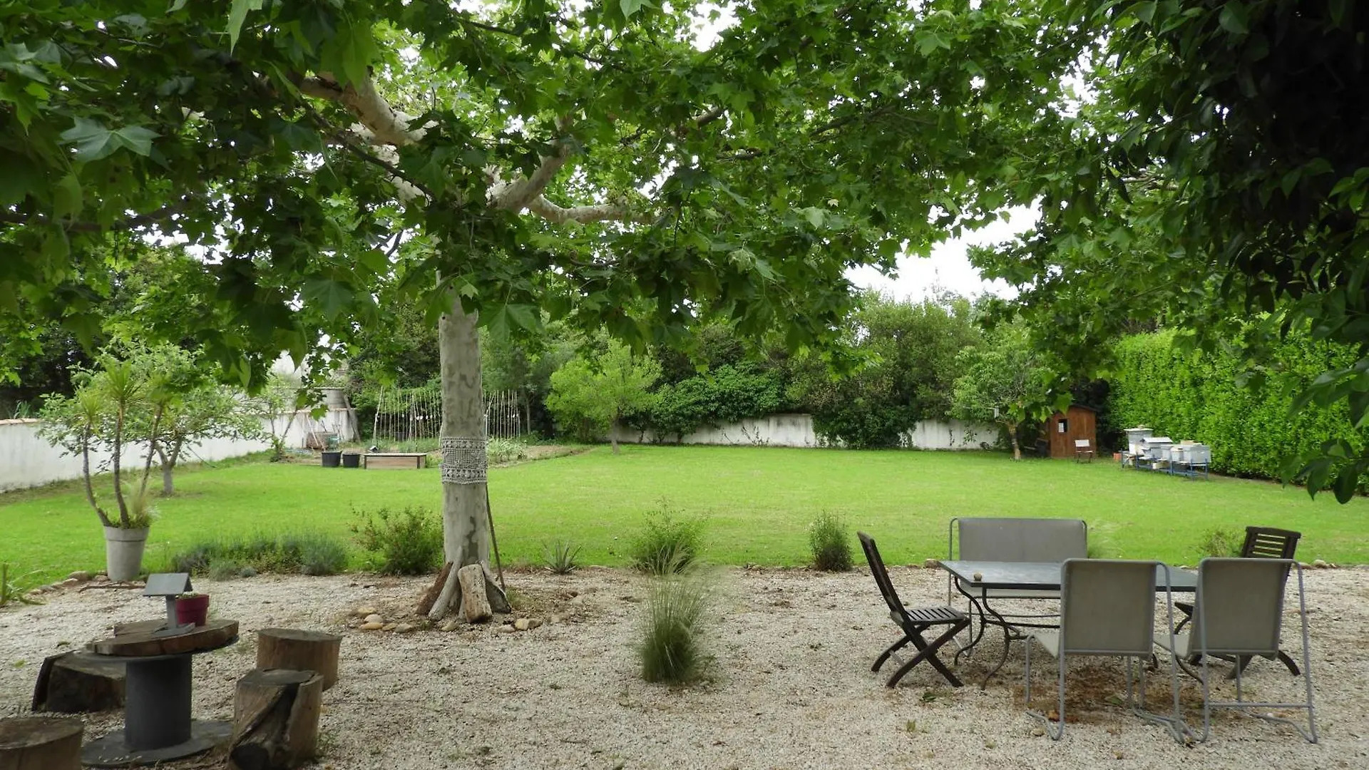 Chambre au calme Saint-Martin-de-Crau 0*,  France