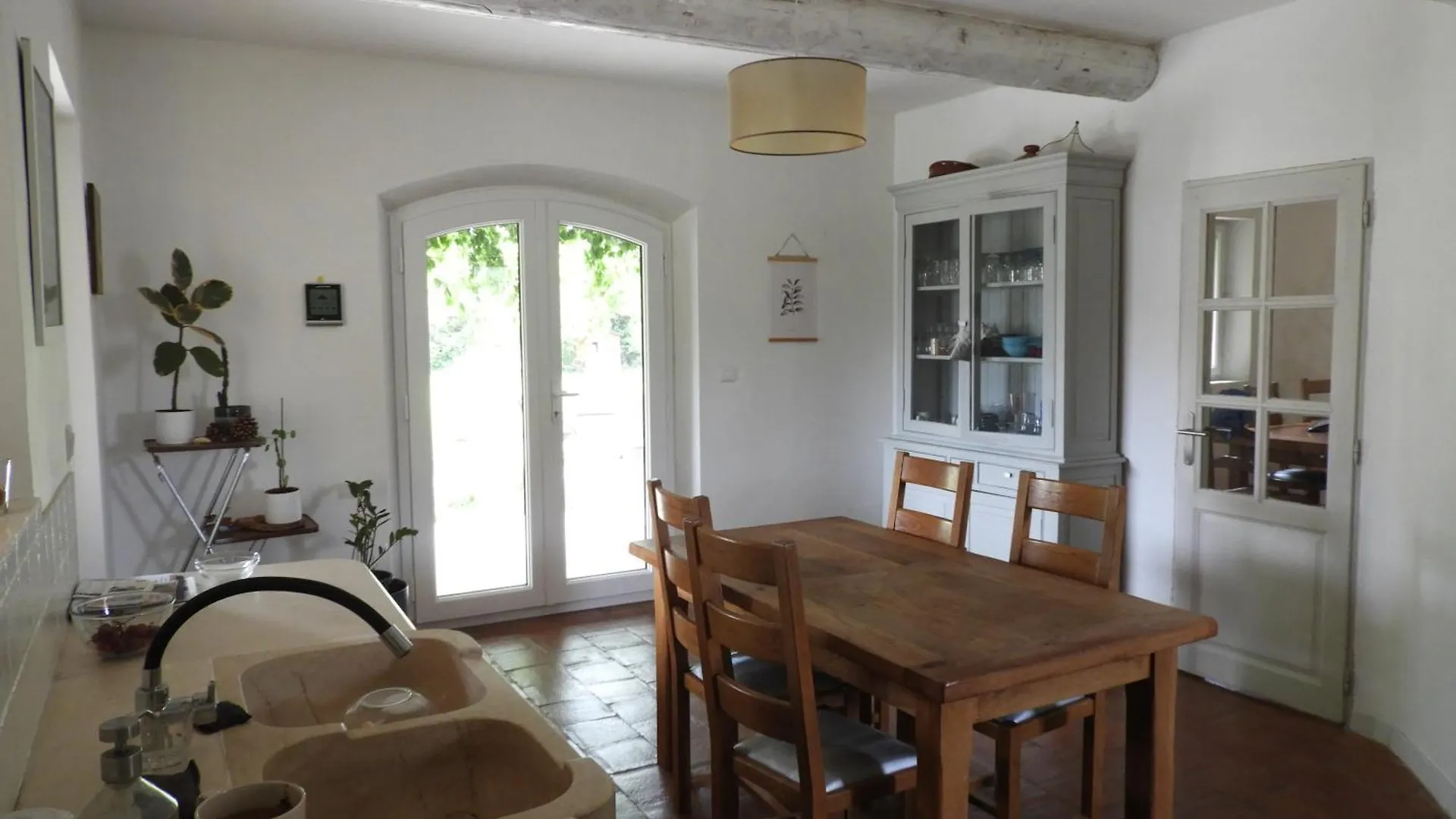 Chambre Au Calme Chez Des Particuliers Saint-Martin-de-Crau Fransa